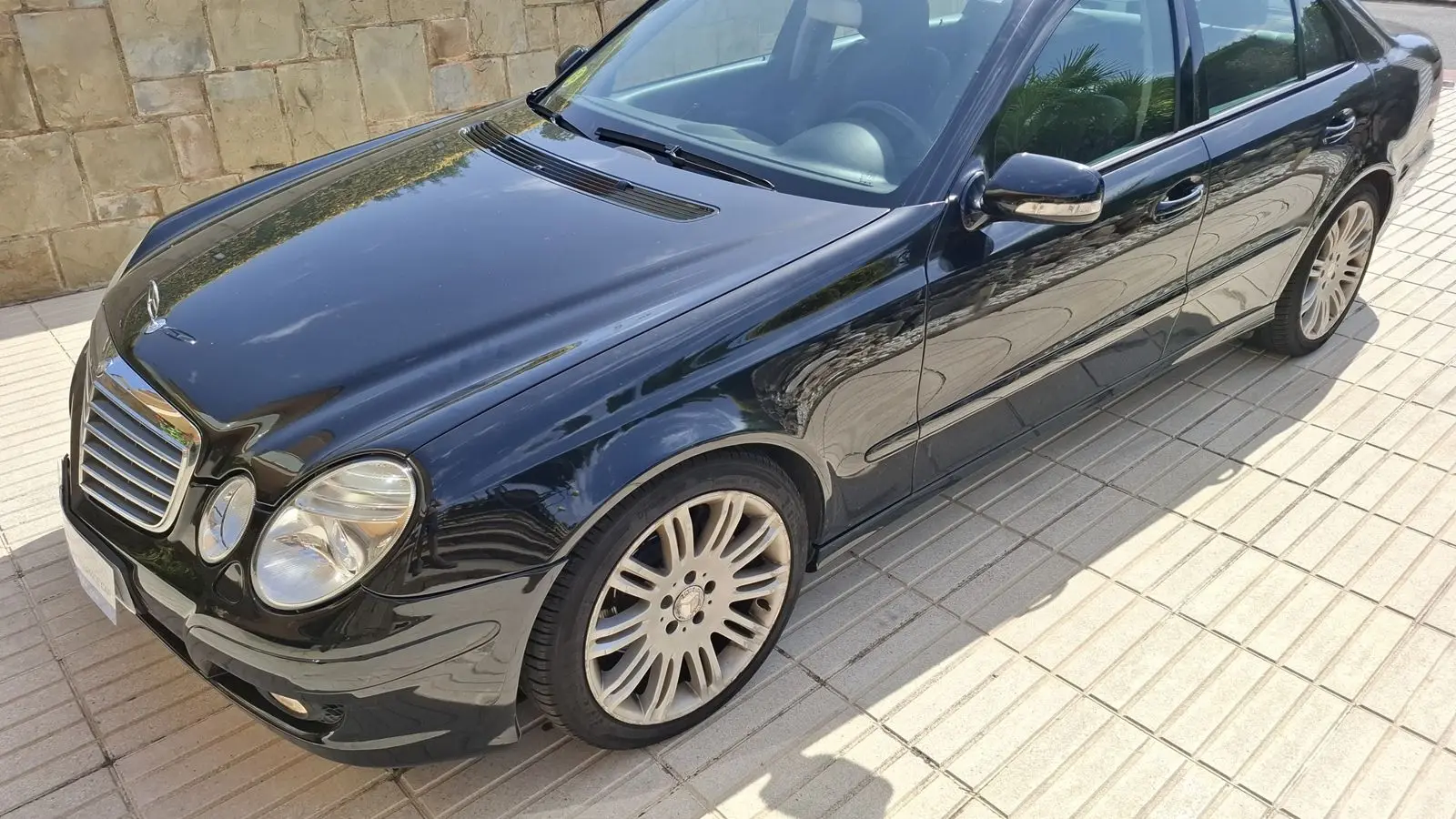 Mercedes-Benz Clase E 220 CDI Avantgarde Auto 170 cv de 2008 en venta en Esparreguera